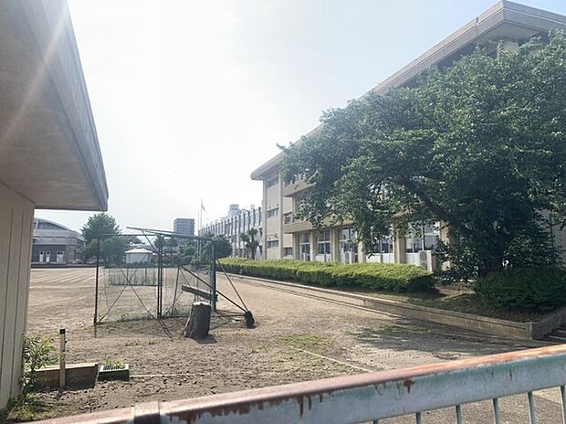 勝田第一中学校(1900m)