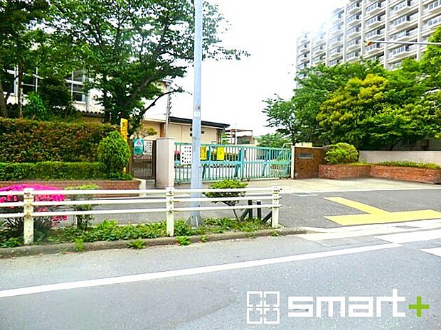 南本町小学校（380m）