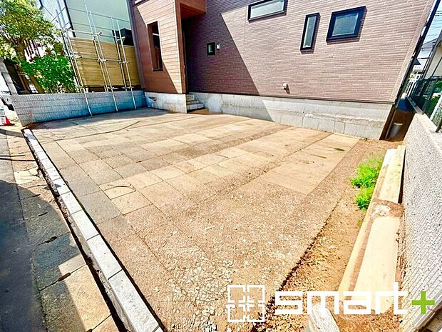 ~資金計画もお任せください~ ・ご見学はもちろん、住宅ローンなど資金面のご相談だけでもお気軽にどうぞ。 ・プロのアドバイザーがお客様にとって最適なプランをご提案させていただきます。