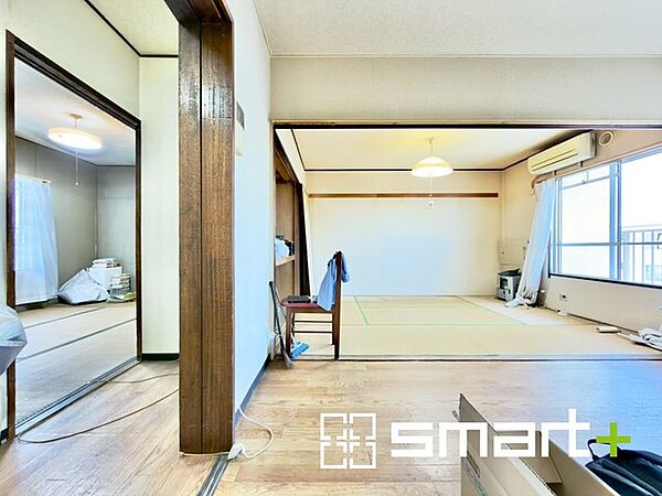 ～日当たり良好～ ・温かみのある和室で癒しの空間が広がります。 ・やはり畳の香りは心が落ち着きますね。