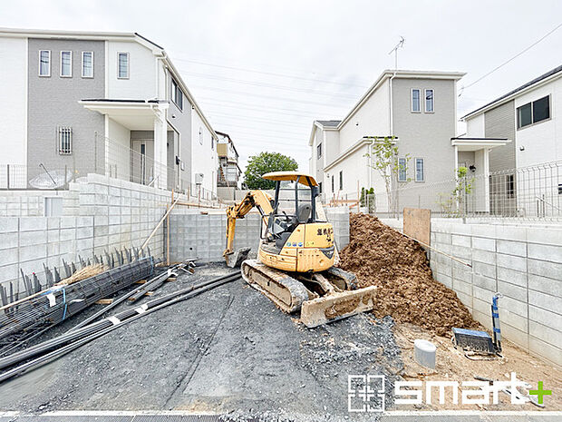 ~ご家族を守る「耐震等級3」~ ・住宅性能評価において「耐震等級3」を取得。地震に強い家であることが証明されております。 ・倒壊の恐れが低くなりますので、地震保険が半額になるメリットも。