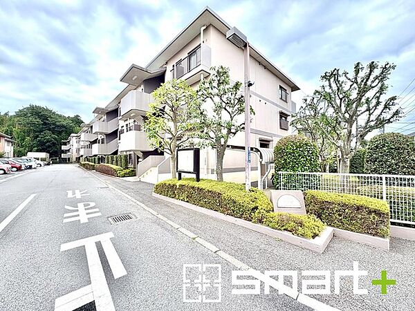 ～資金計画もお任せください～ ・ご見学はもちろん、住宅ローンなど資金面のご相談だけでもお気軽にどうぞ。 ・プロのアドバイザーがお客様にとって最適なプランをご提案させていただきます。