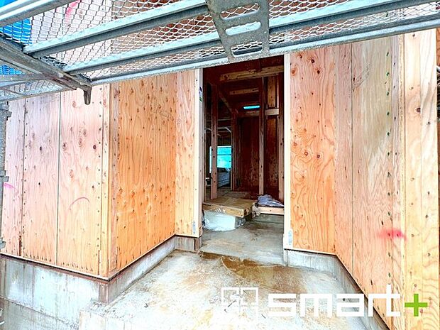 ~完成物件もご案内可能~ ・ご案内時には実際の立地に加え、同メーカー・同仕様の完成物件もご案内可能です。 ・ぜひ現地と建物をご覧いただき、具体的にイメージしてみてくださいませ。