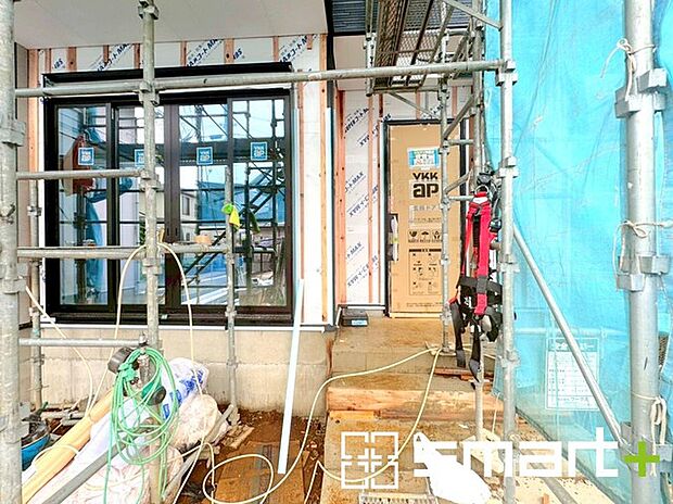 ～ご家族を守る「耐震等級3」～ ・住宅性能評価において「耐震等級3」を取得。地震に強い家であることが証明されております。 ・倒壊の恐れが低くなりますので、地震保険が半額になるメリットも。 