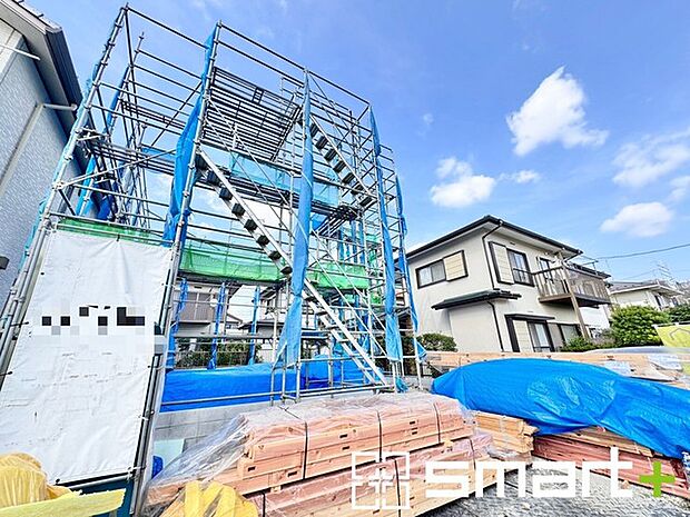 ~ご家族を守る「耐震等級3」~ ・住宅性能評価において「耐震等級3」を取得。地震に強い家であることが証明されております。 ・倒壊の恐れが低くなりますので、地震保険が半額になるメリットも。
