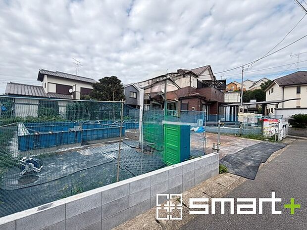 ～ご家族を守る「耐震等級3」～ ・住宅性能評価において「耐震等級3」を取得。地震に強い家であることが証明されております。 ・倒壊の恐れが低くなりますので、地震保険が半額になるメリットも。 