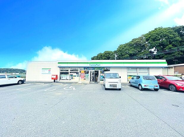 ファミリーマート　松戸幸田店（750m）