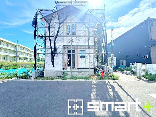 ~完成物件もご案内可能~ ・ご案内時には実際の立地に加え、同メーカー・同仕様の完成物件もご案内可能です。 ・ぜひ現地と建物をご覧いただき、具体的にイメージしてみてくださいませ。