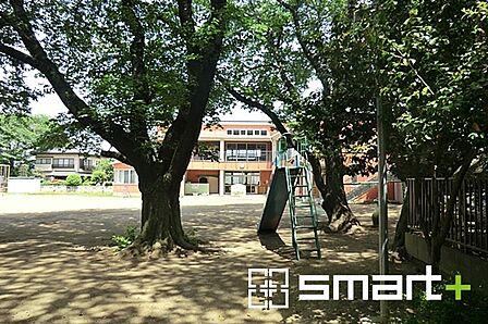 白山幼稚園(1300m)