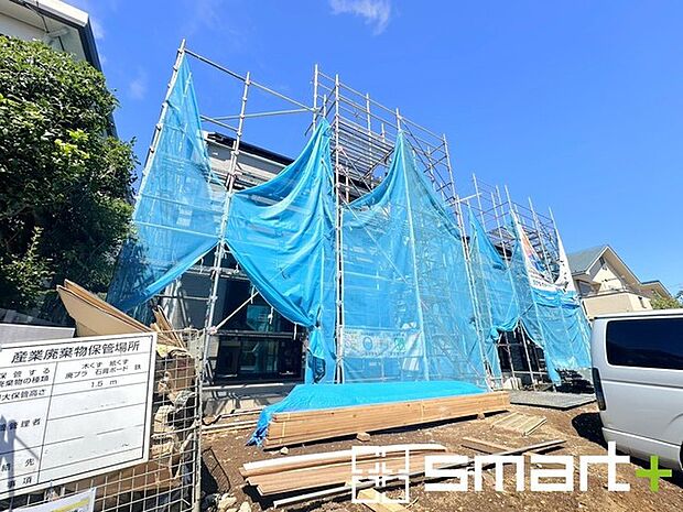 ～ご家族を守る「耐震等級3」～ ・住宅性能評価において「耐震等級3」を取得。地震に強い家であることが証明されております。 ・倒壊の恐れが低くなりますので、地震保険が半額になるメリットも。 