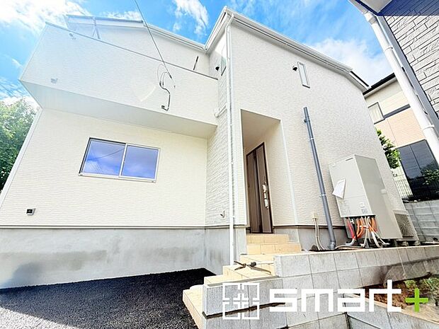 ~完成物件もご案内可能~ ・ご案内時には実際の立地に加え、同メーカー・同仕様の完成物件もご案内可能です。 ・ぜひ現地と建物をご覧いただき、具体的にイメージしてみてくださいませ。