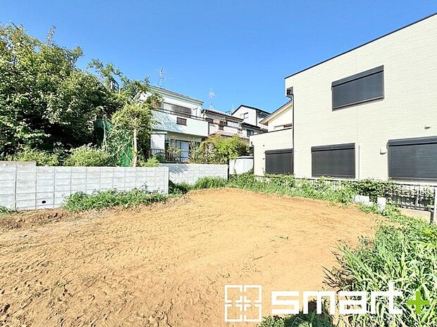 〜ご家族を守る「耐震等級3」〜 ・住宅性能評価において「耐震等級3」を取得。地震に強い家であることが証明されております。 ・倒壊の恐れが低くなりますので、地震保険が半額になるメリットも。 