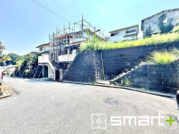 ～ハウスメーカーのご紹介もお任せください～ ・せっかくの良い立地になるべく予算を抑えて注文住宅を建てたい・・そんなこだわりを叶えます。 ・坪単価を抑えられるメーカーのご紹介も可能です。