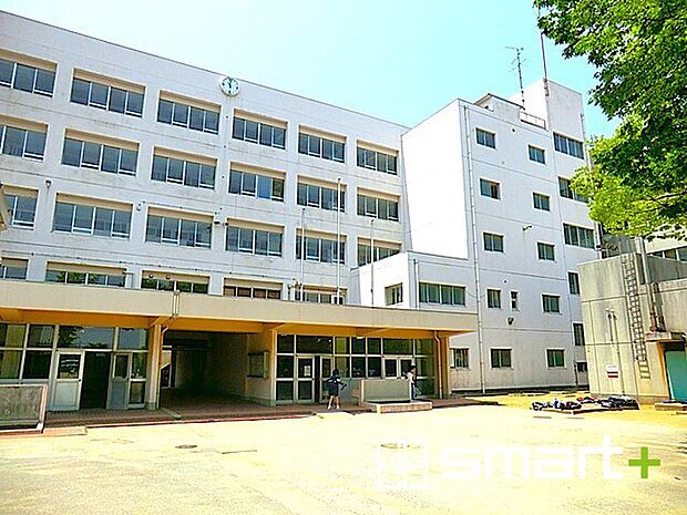 鎌ケ谷市立第三中学校（2200m）