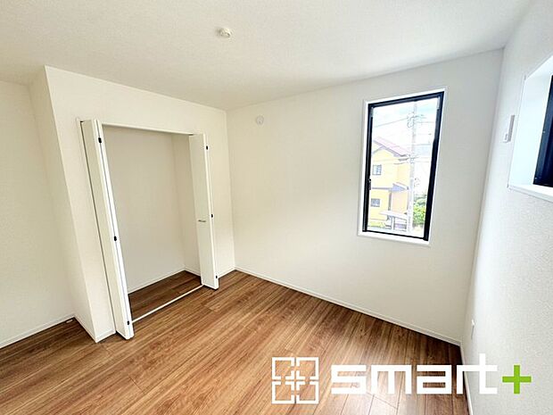 〜ウォークインクローゼットのあるお部屋〜 ・人気のウォークインクローゼットをご用意。季節物や趣味の道具などもスッキリと収納が可能です。 ・最近流行りの収納術などもぜひご活用くださいませ。