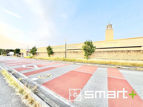 酒々井プレミアムアウトレット（2500m）