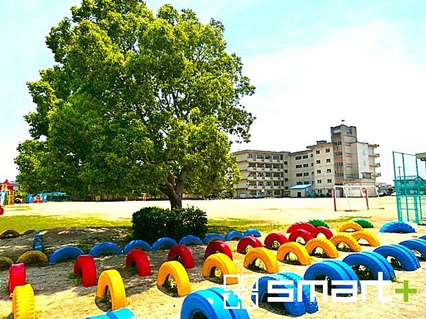 松戸市立六実第二小学校（450m）