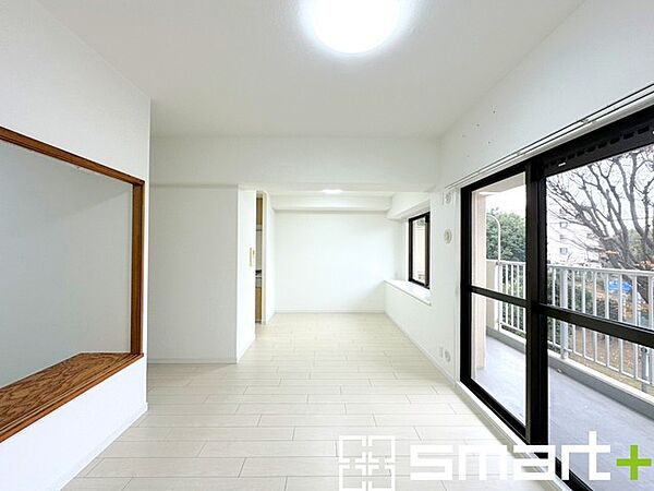 ～家具の配置がしやすい間取～ ・ＬＤＫはリビングとダイニングの境目が分かりやすくなっており、家具の配置がしやすい造り。 ・どんなインテリアにするか考えるだけでも楽しくなりますね。