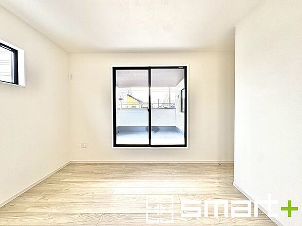 〜ウォークインクローゼットのあるお部屋〜 ・人気のウォークインクローゼットをご用意。季節物や趣味の道具などもスッキリと収納が可能です。 ・最近流行りの収納術などもぜひご活用くださいませ。 