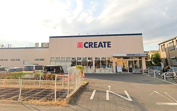 クリエイトS・D新松戸南店(500m)