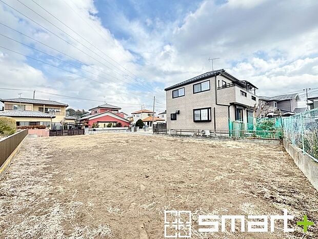 ~ご家族を守る「耐震等級3」~ ・住宅性能評価において「耐震等級3」を取得。地震に強い家であることが証明されております。 ・倒壊の恐れが低くなりますので、地震保険が半額になるメリットも。