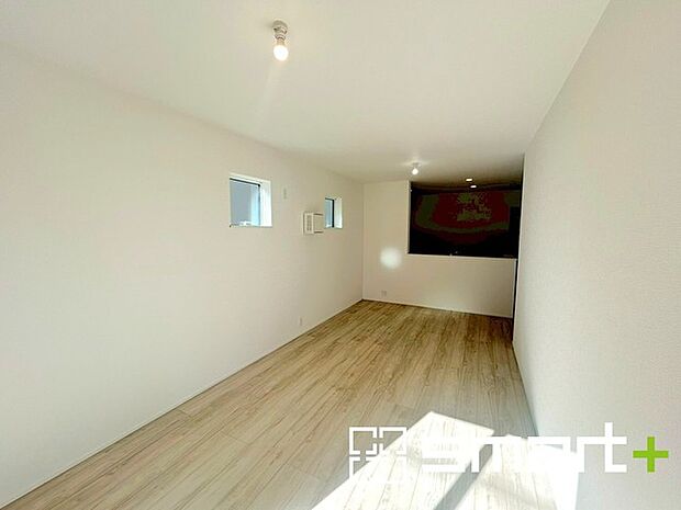 〜家具の配置がしやすい間取〜 ・ＬＤＫはリビングとダイニングの境目が分かりやすくなっており、家具の配置がしやすい造り。 ・どんなインテリアにするか考えるだけでも楽しくなりますね。 