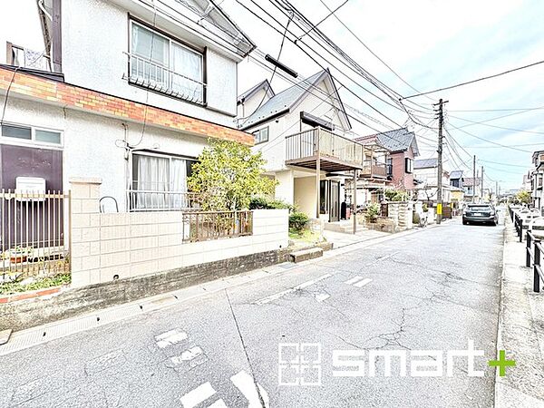 ～充実の教育施設～ ・保育園や幼稚園、小学校などの教育施設も徒歩10分圏内なので、子育て中のご家族も安心ですね。