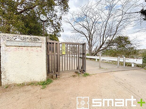 佐倉市立臼井中学校（700m）