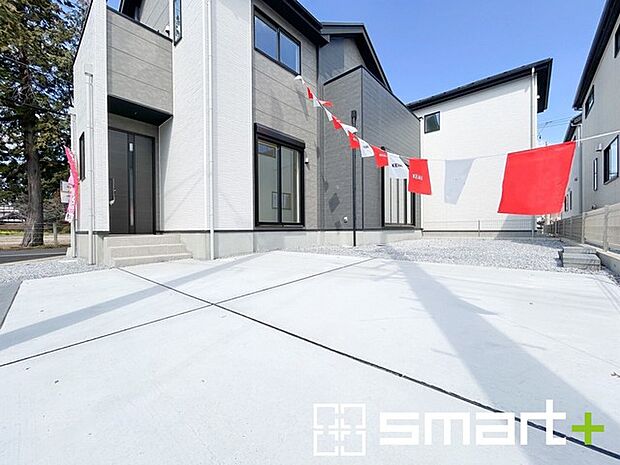 ～資金計画もお任せください～ ・ご見学はもちろん、住宅ローンなど資金面のご相談だけでもお気軽にどうぞ。 ・プロのアドバイザーがお客様にとって最適なプランをご提案させていただきます。  