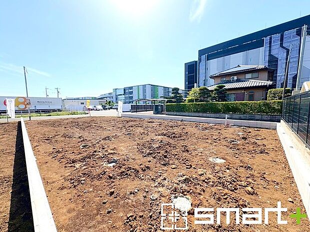 ～ご家族を守る「耐震等級3」～ ・住宅性能評価において「耐震等級3」を取得。地震に強い家であることが証明されております。 ・倒壊の恐れが低くなりますので、地震保険が半額になるメリットも。 