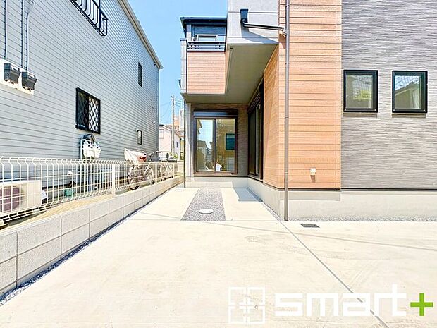 ~資金計画もお任せください~ ・ご見学はもちろん、住宅ローンなど資金面のご相談だけでもお気軽にどうぞ。 ・プロのアドバイザーがお客様にとって最適なプランをご提案させていただきます。