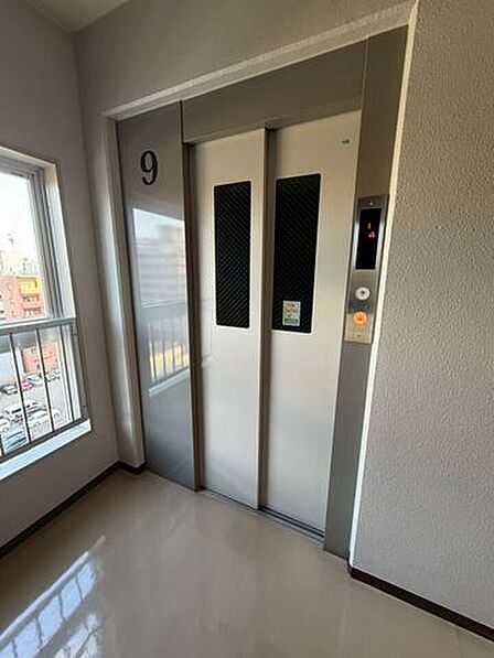 エレベータ