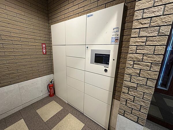 【共用部】24時間受け取り可能。忙しい毎日に嬉しい宅配ロッカ