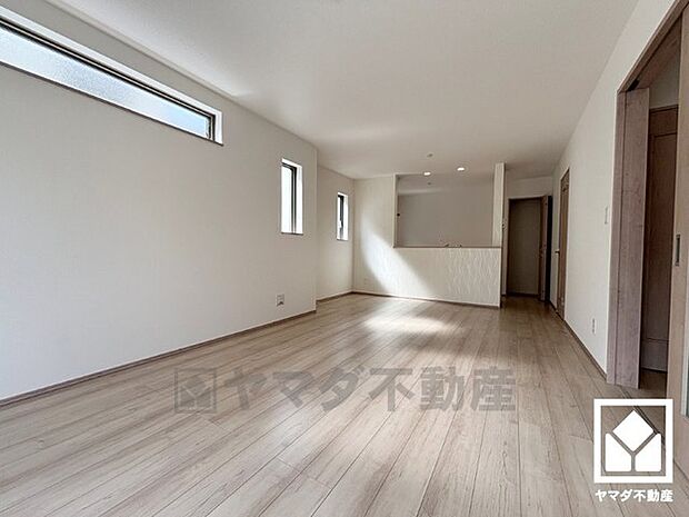 自然光を取り込む、開放感あふれる暮らし。隅々まで光が降り注ぎ、明るく心地の良い空間。