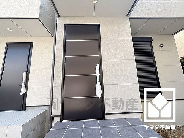 阪急電鉄神戸線「園田」駅まで徒歩約16分の立地。3沿線利用可能で、毎日の通勤・通学だけでなく、休日のお出かけまで利便性に優れています。