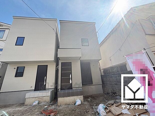 温水洗浄便座付きで、季節を問わずいつでも温かい便座をお使いいただけます。