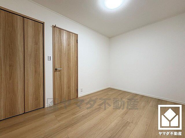 リビング/ダイニング 尼崎市食満5丁目