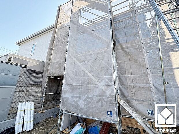 「尼崎北小学校」まで徒歩6分など、徒歩5分圏内に買い物施設が複数揃う、生活便利な環境です。