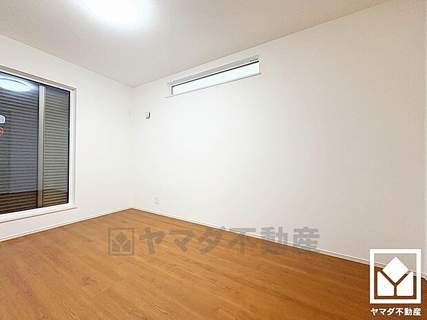 プライバシー・採光に配慮された2階リビングです。