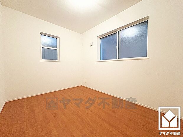 クローゼット付きの洋室としてもお使いいただけます。独立したお部屋なのでプライベートな時間をゆったり過ごせそうです。