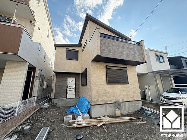 安全性と使いやすさを兼ね備えたIHクッキングヒーターで快適なキッチンライフ。お手入れもラクラクです。