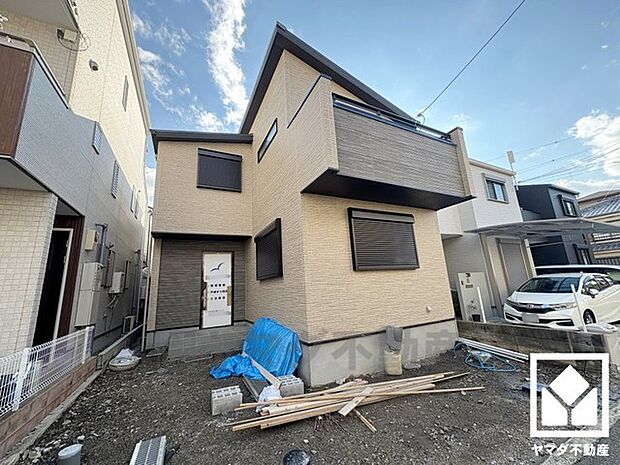 玄関にはたっぷりの収納スペースを完備。家族の靴もしっかり収納できるので、玄関がいつも片付き、気持ちよくお客様を迎えられます。