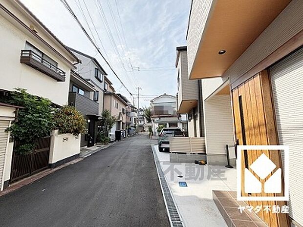 ZEH水準の高い省エネ性能を備えており、光熱費などのランニングコストを抑えられます。夏は涼しく、冬は暖かい、季節に関わらず快適に過ごせる高断熱住宅です。