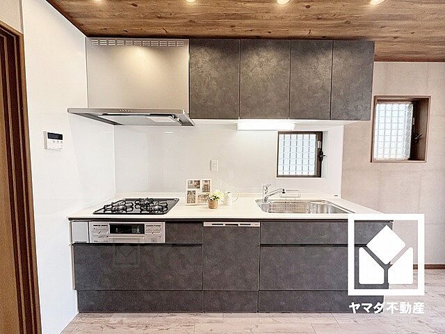 キッチン 尼崎市南塚口町8丁目