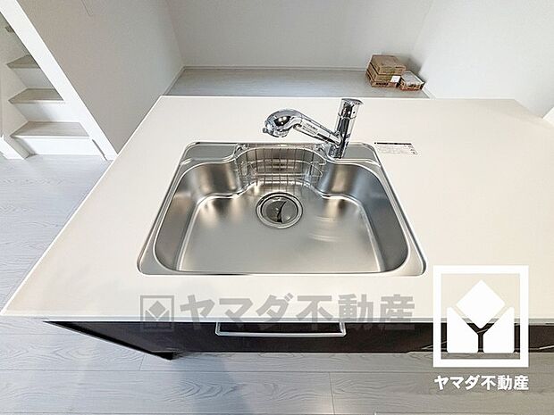 清潔感あふれるシンクで、毎日を気持ちよくスタート。