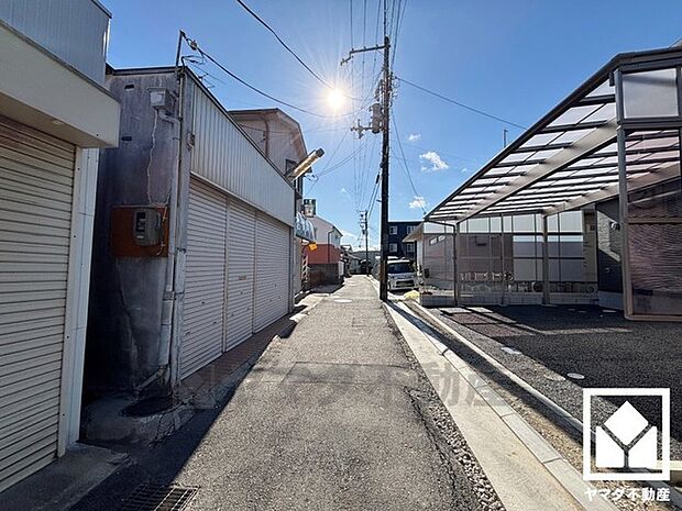 3段階中最も高いレベルの耐震等級3を取得した、災害復興拠点に求められる水準の耐震性を備えた住宅。制震装置を搭載しており、繰り返す地震にも強い住宅です。