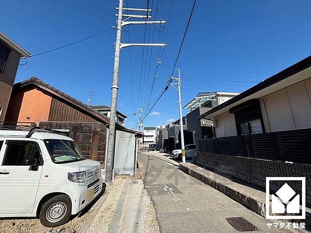 ZEH水準の高い省エネ性能を備えており、光熱費などのランニングコストを抑えられます。夏は涼しく、冬は暖かい、季節に関わらず快適に過ごせる住宅です。フラット35S（金利Aプラン）をご利用いただけます。