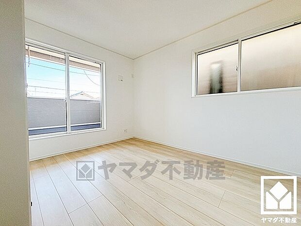 全居室2面採光。明るい陽光がたっぷり差し込む心地よい生活空間です。