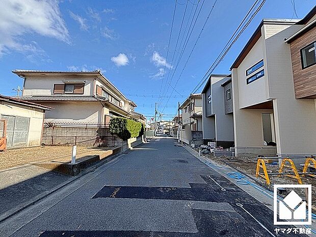 3段階中最も高いレベルの耐震等級3を取得した、災害復興拠点に求められる水準の耐震性を備えた住宅。繰り返す地震に強い制震装置も搭載しており、耐久性・居住性を高めます。