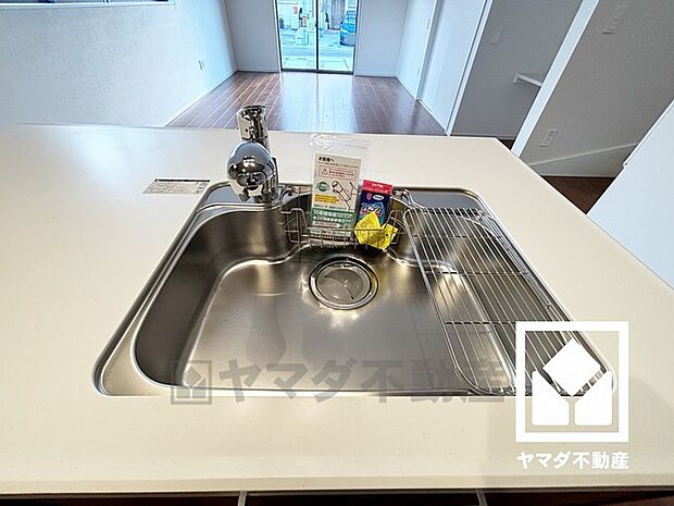 清潔感あふれるシンクで、毎日を気持ちよくスタート。